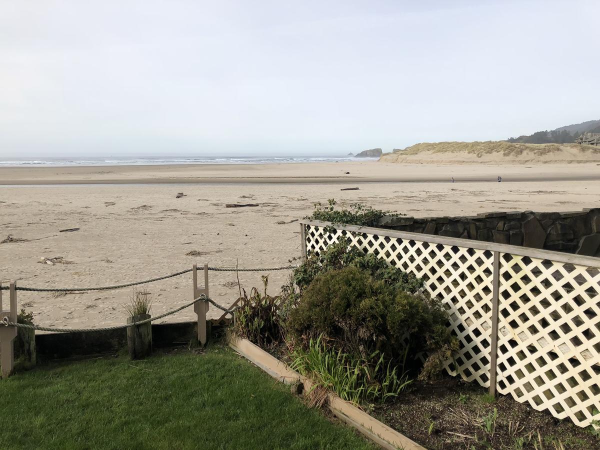 Webb'S Scenic Surf Hotell Cannon Beach Exteriör bild